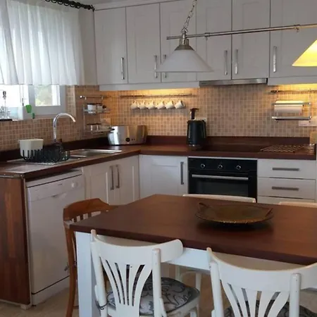 Duplex With Magnificent Sea View *